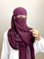 Hijab and Saudi Niqab - Bergundee